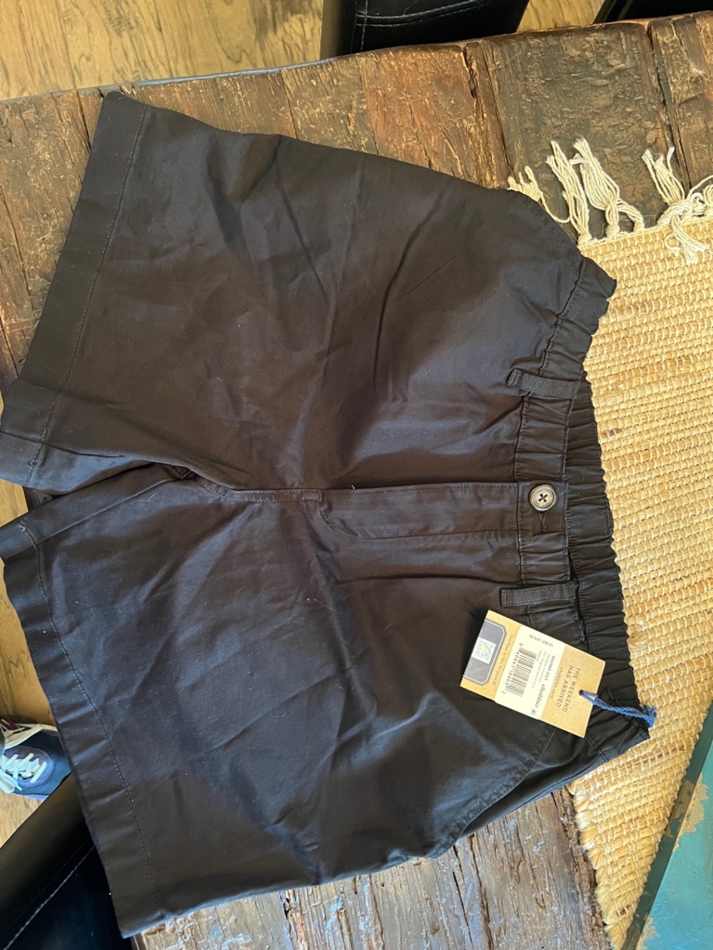 chubbies Black Men’s Flat Front Shorts with Elastic Waist - Picture 6 of 8